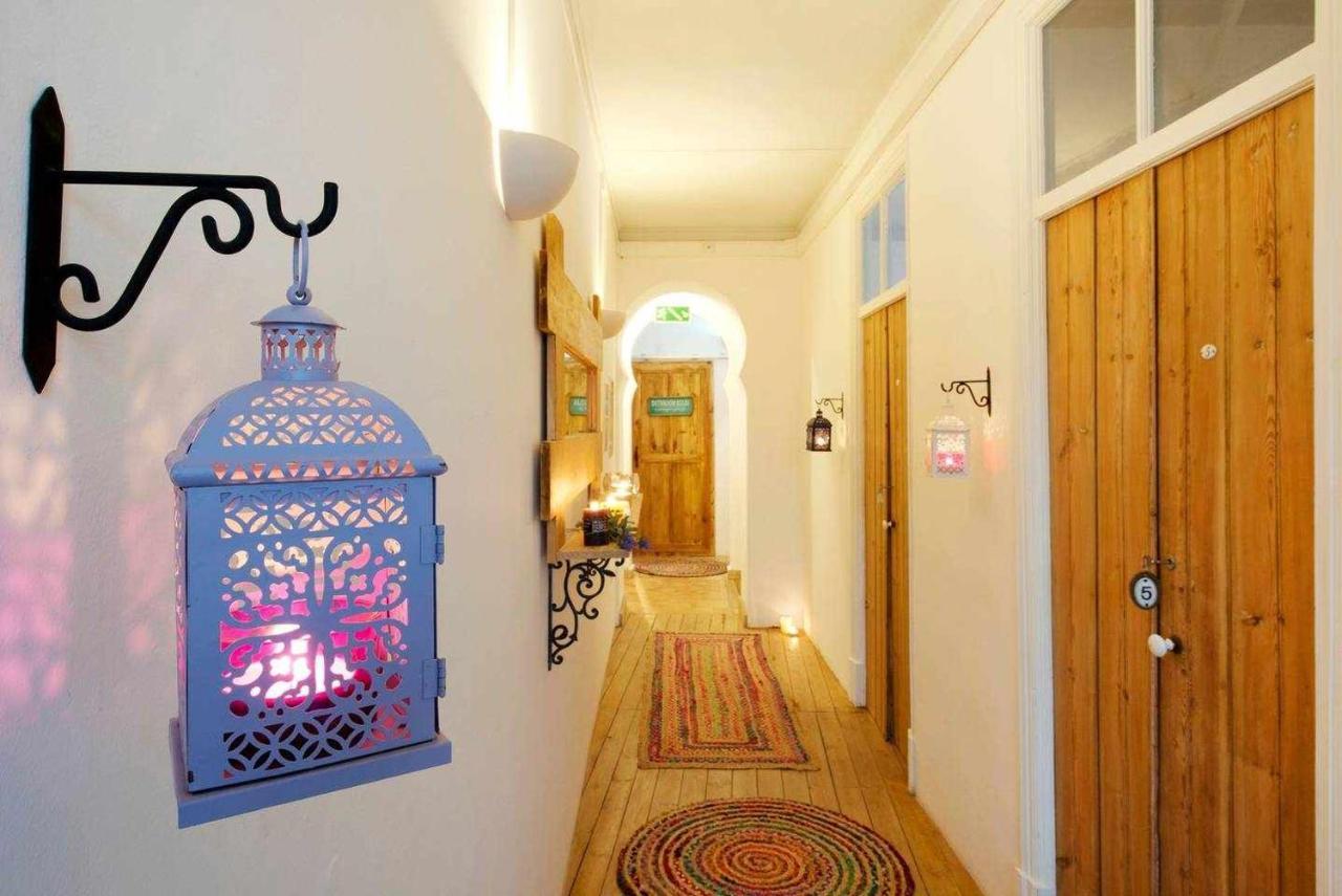 Casa Da Tia Amalia Hostel แมร์โตลา ภายนอก รูปภาพ